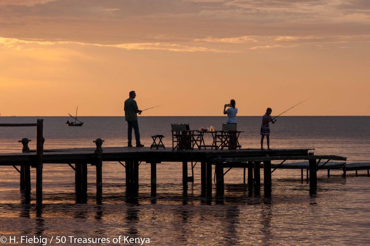 If you love fishing you can also do that on Rusinga. Angling on the pier of Rusinga Island Lodge. Image from https://thetreasureblog.wordpress.com/tag/rusinga-island/ 
